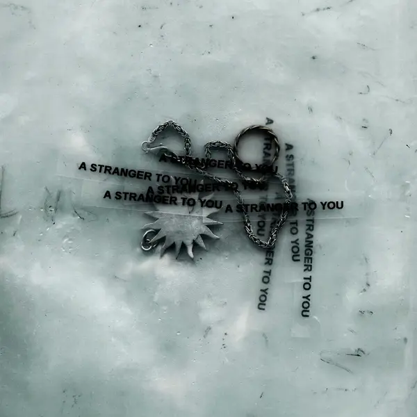 Loathe lança A Stranger To You e recebe nota máxima da NME