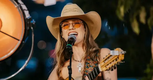 Bruna Viola lança o primeiro volume do projeto Improvável 2 com faixa inédita