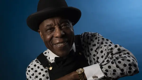 Buddy Guy comemora 90 anos em show com Eric Clapton e John Mayer em Nova York